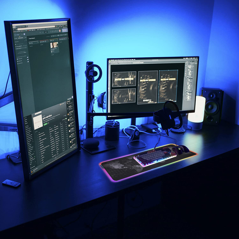 Светеща компютърна подложка с RGB осветление - World Map