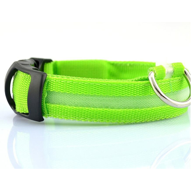 Светещ LED нашийник за куче