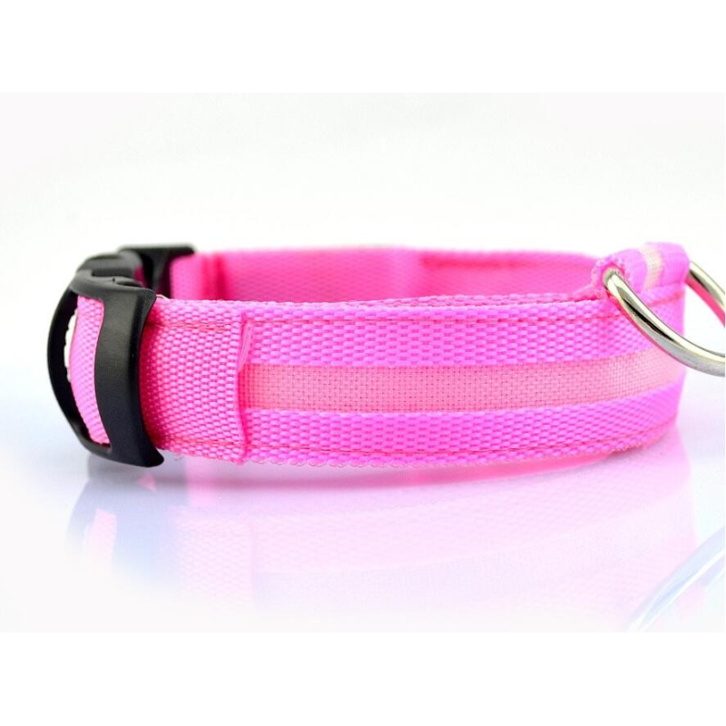 Светещ LED нашийник за куче