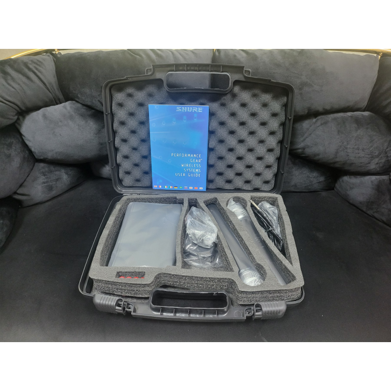 Два безжични микрофона с приемник SM58 Vocal artist Uhf в куфарче