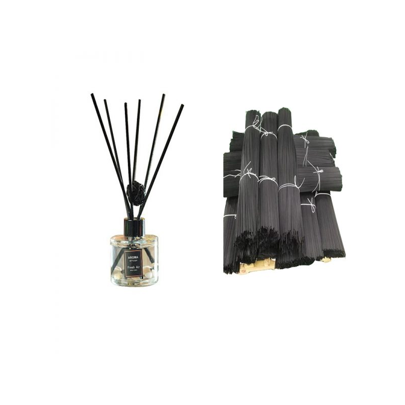 Ратанови пръчици, черен цвят