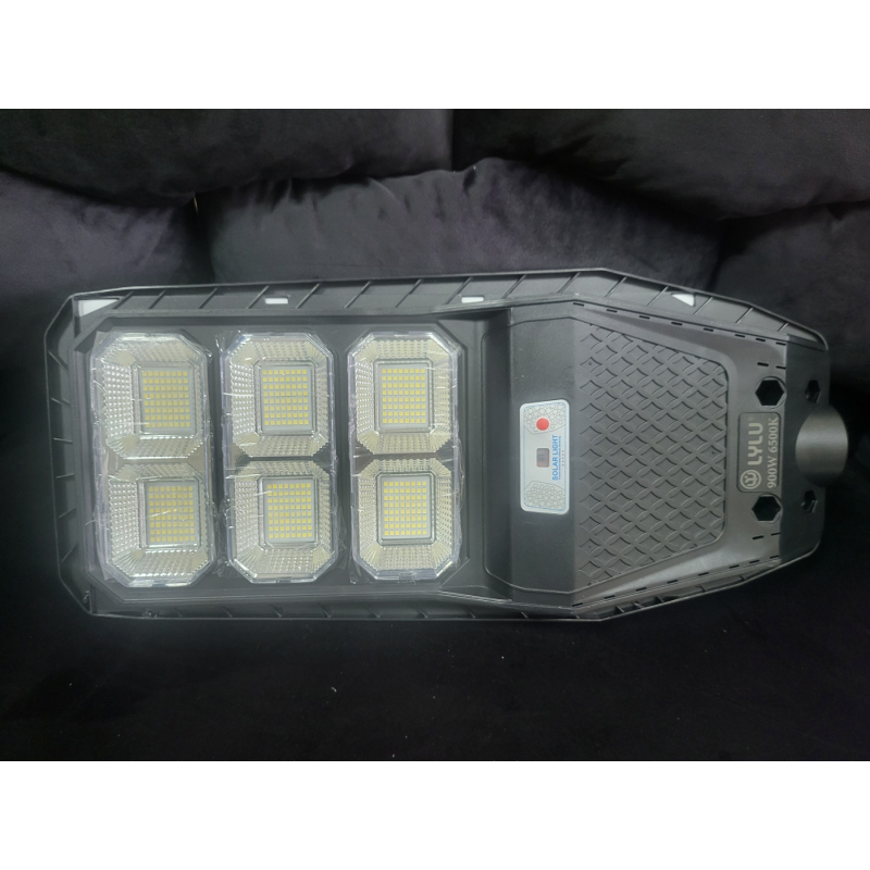 Соларна лампа 900W, IP67