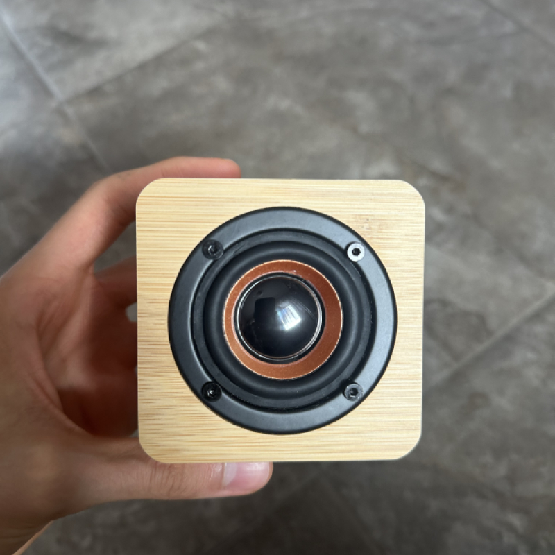 Bluetooth колонка от бамбук