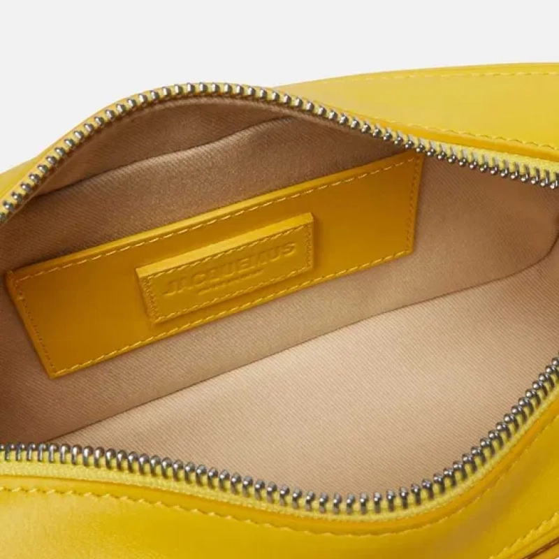 Жълта чанта Jacquemus Le Baneto Cross-body bag